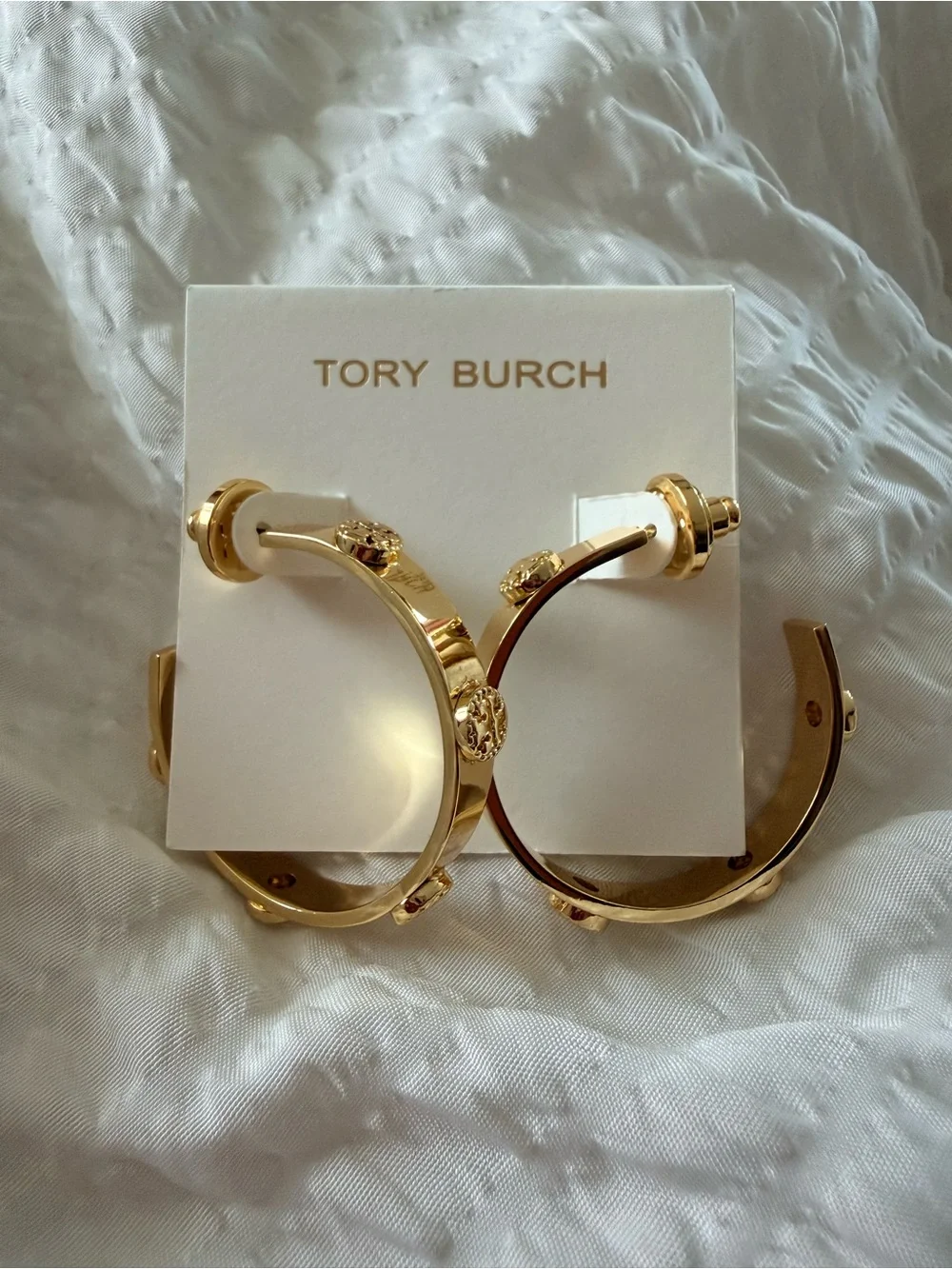 Tory Burch T-Logo Hoop Earrings - gold